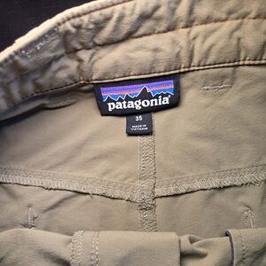 Patagonia Men's 35 Hiking Pants Tan Tactical